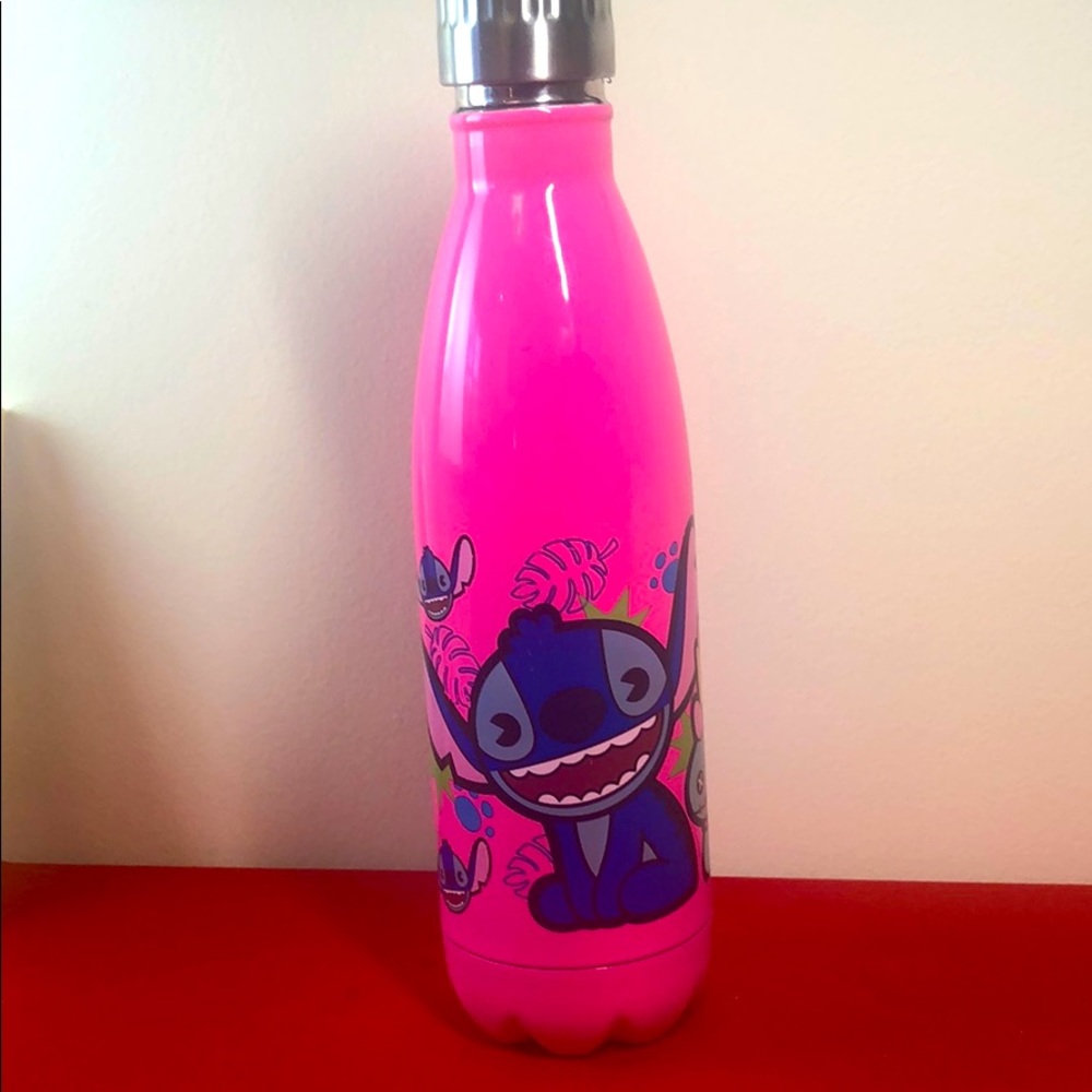 🟡 DISNEY STITCH WATER BOTTLE EUC